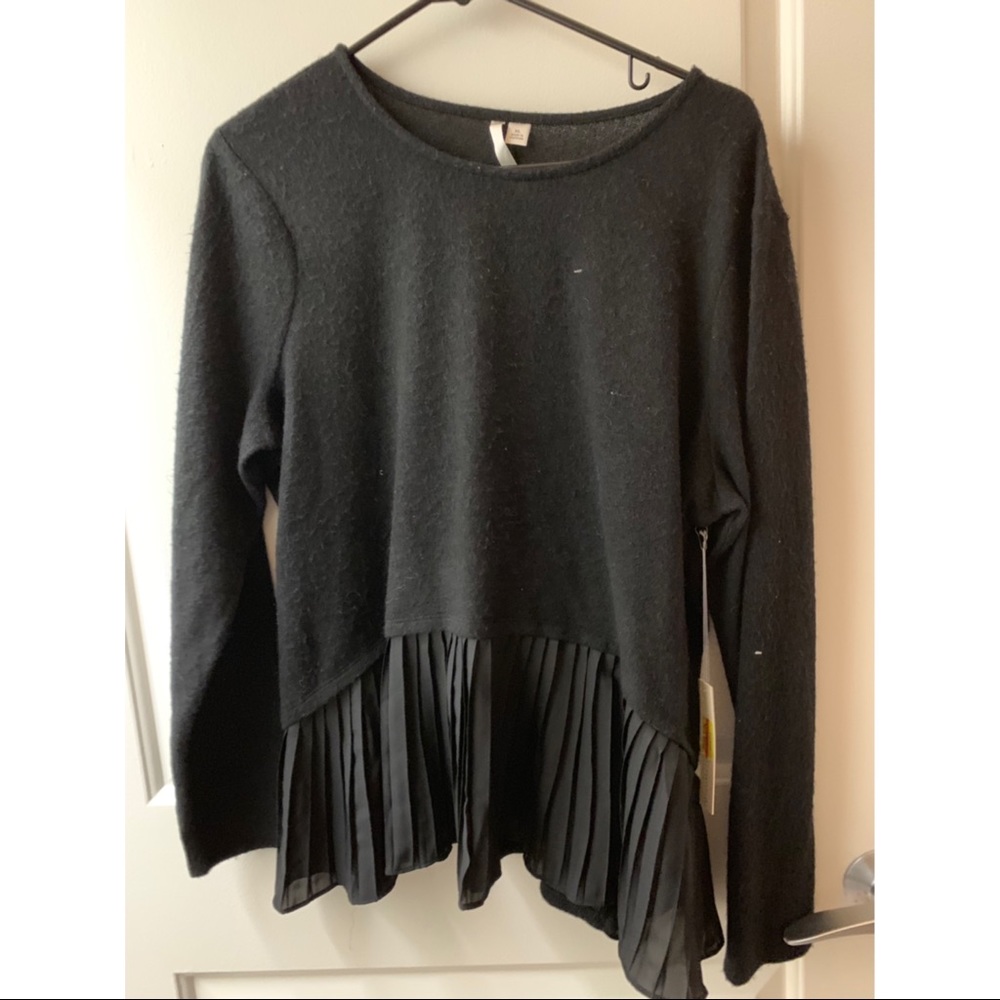 Black Lauren Conrad Top